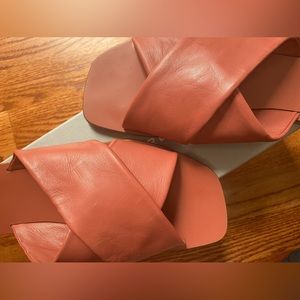 Everlane crossover leather sandals